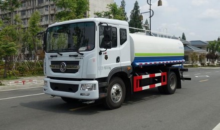 東風(fēng)多利卡國六12噸灑水車 東風(fēng)多利卡國六12噸灑水車