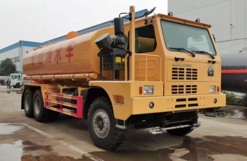 礦用灑水車圖片 礦用灑水車圖片